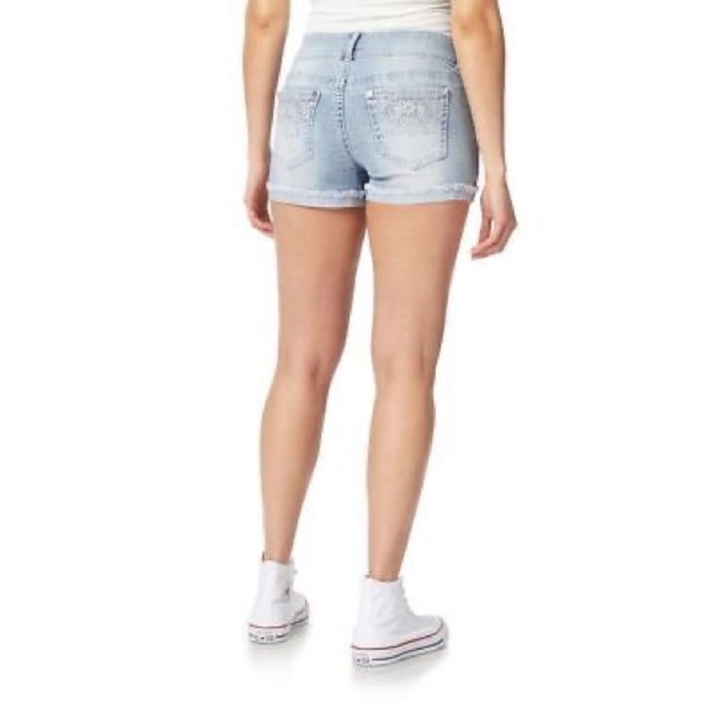 Wallflower Junior’s Luscious Curvy Kiera Color Mid Rise Bling Short Size 11 NEW